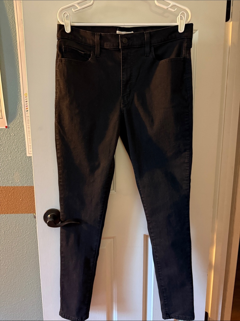 Levi's Women's Skinny Jeans in Black
